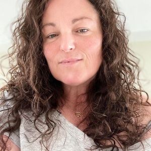 Meet your Posher, Sally